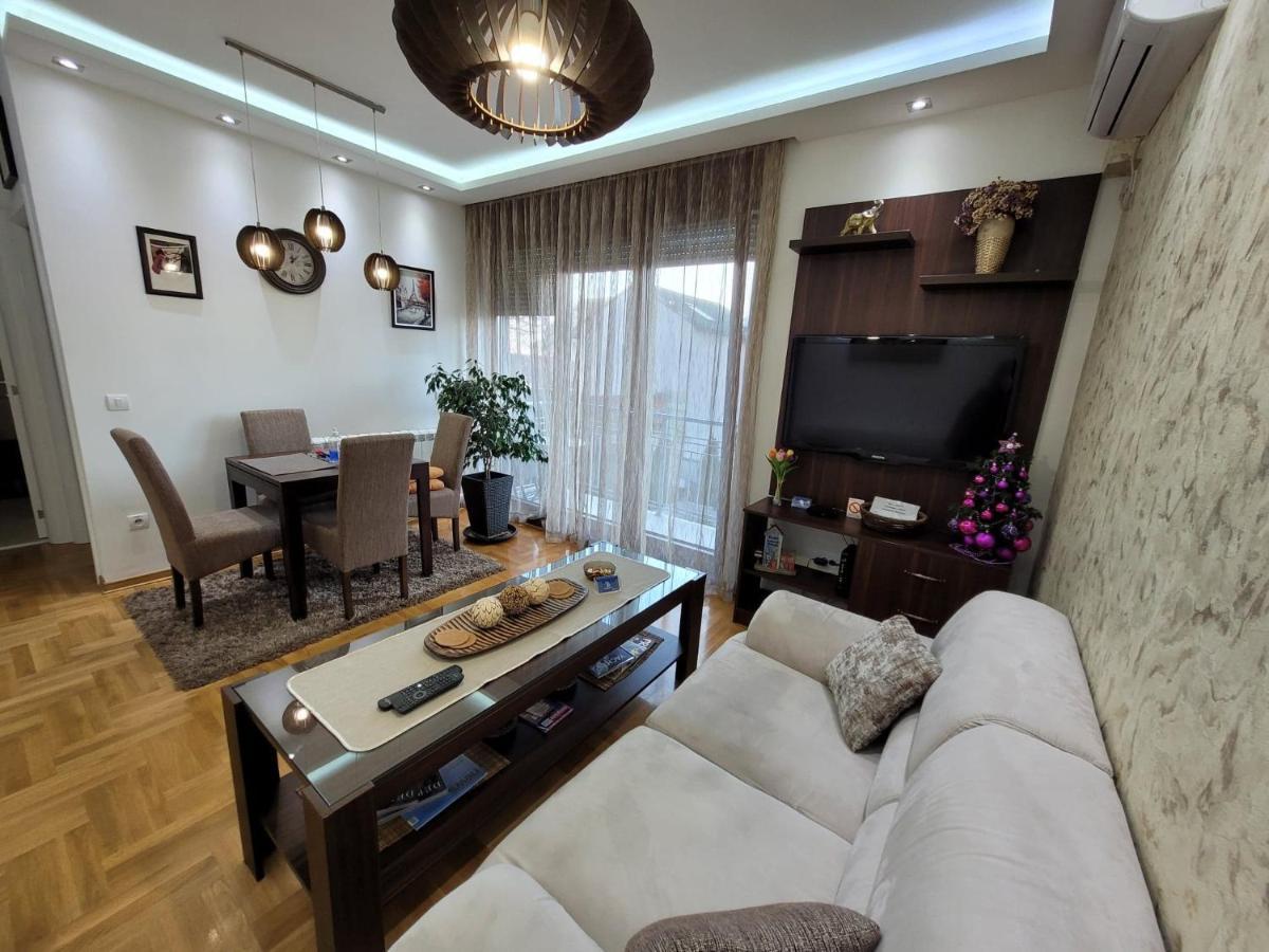 Apartment Iris Belgrad Exterior foto