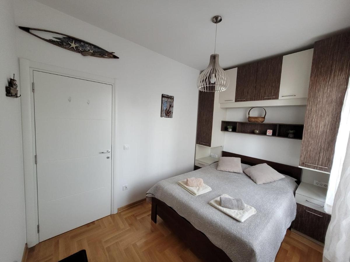 Apartment Iris Belgrad Exterior foto