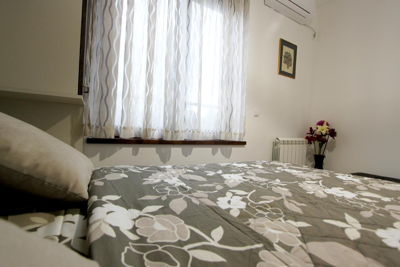 Apartment Iris Belgrad Exterior foto