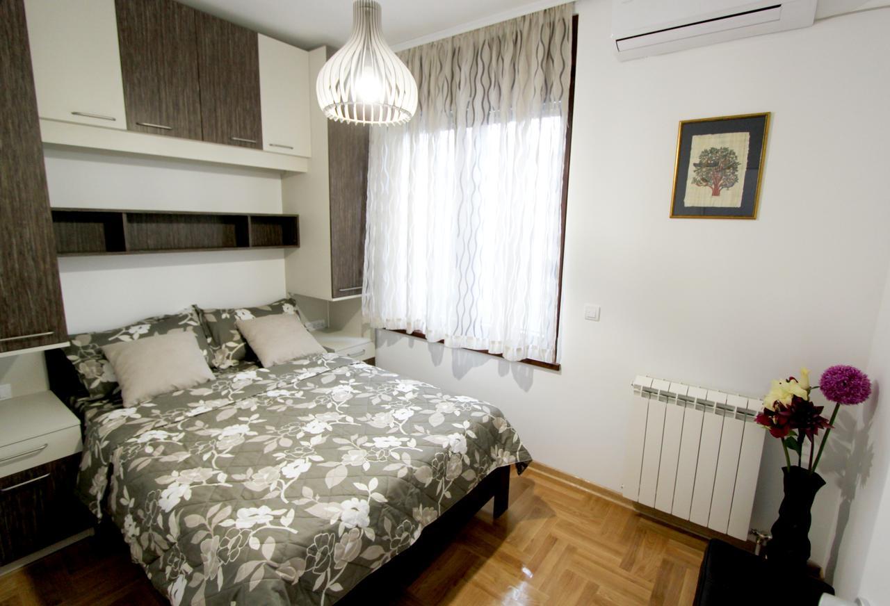 Apartment Iris Belgrad Exterior foto