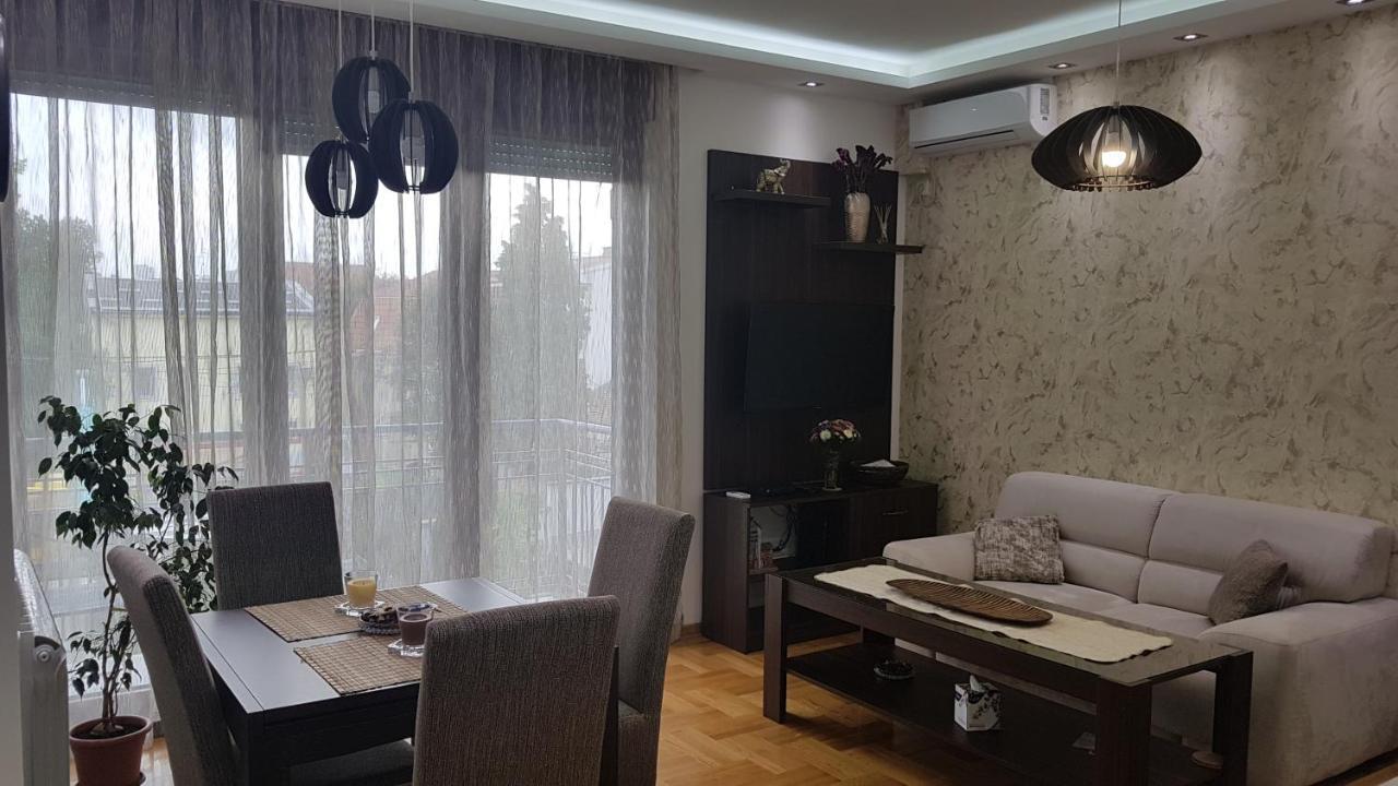 Apartment Iris Belgrad Exterior foto
